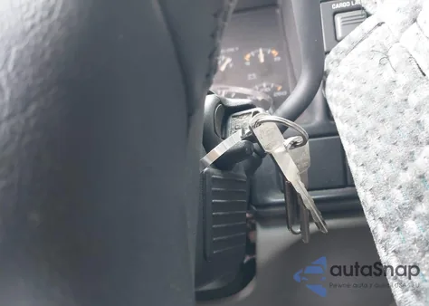 1997 GMC Sierra 1500 Sl Wideside from USA, damaged, VIN 1GTEC14R9VZ502715